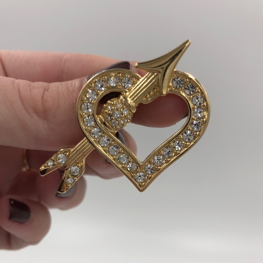 Swarovski Crystal Arrow in Heart Pin